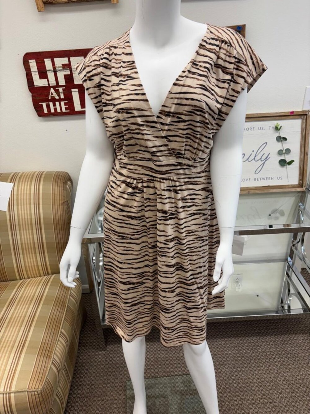 Animal Print V‑Neck Cap Sleeve Dress